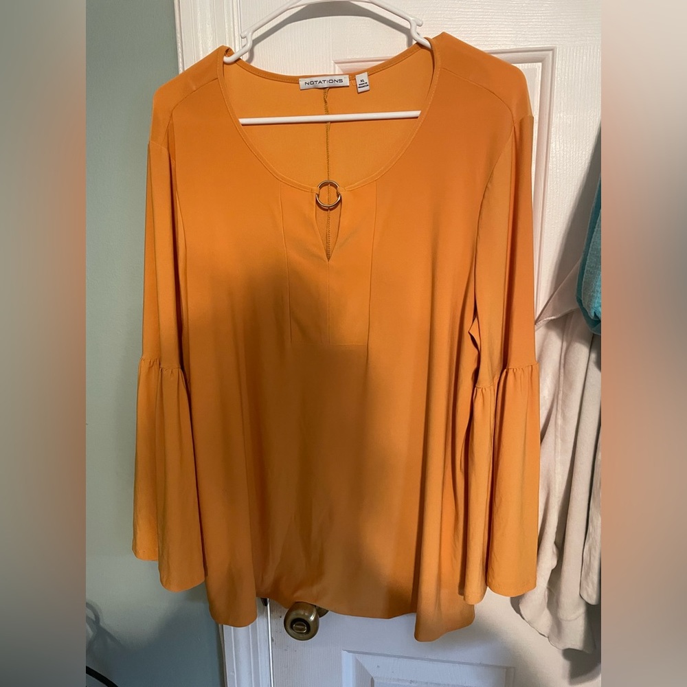 Flared sleeve blouse
